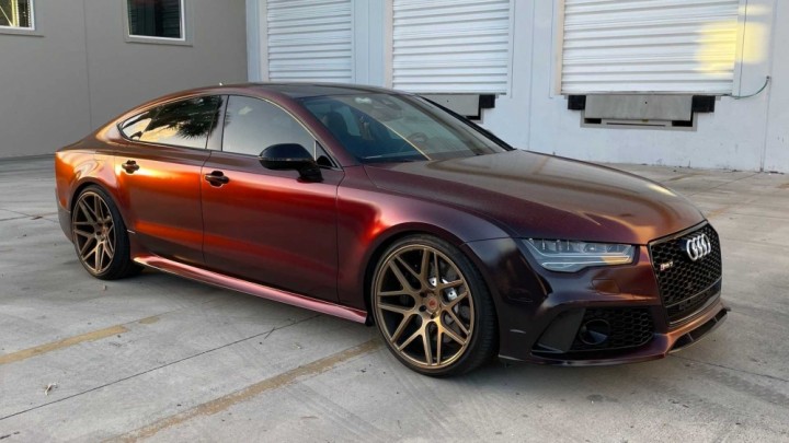 Audi RS7 Red To Black HyperShift Dip - 02